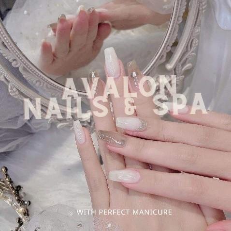 Avalon Nails & Spa Logo