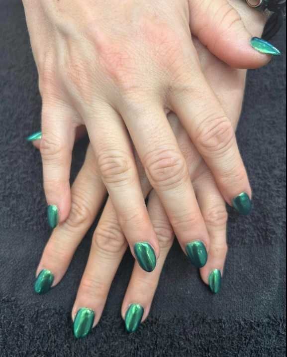 Gandy Nail Bar Logo