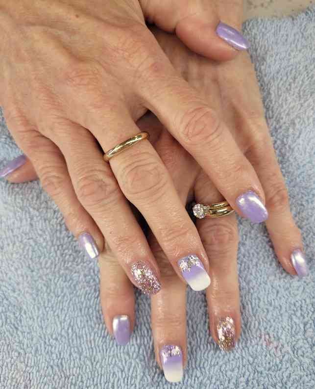 Lana Nails Logo