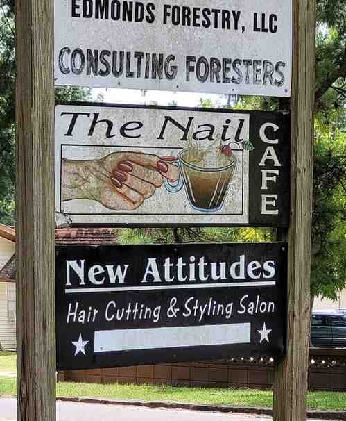 Nail Cafe Logo