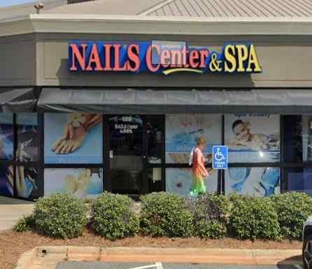 Nail Center & Spa Logo