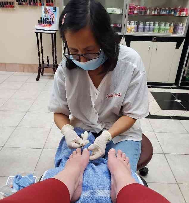 Number 1 Nail Spa Logo
