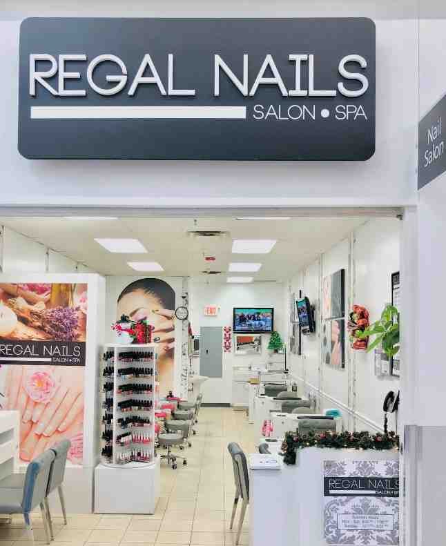 Regal Nails, Salon and Spa Logo