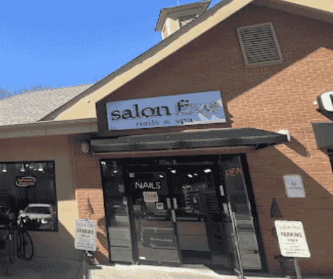 Salon Five Nails & Spa Logo