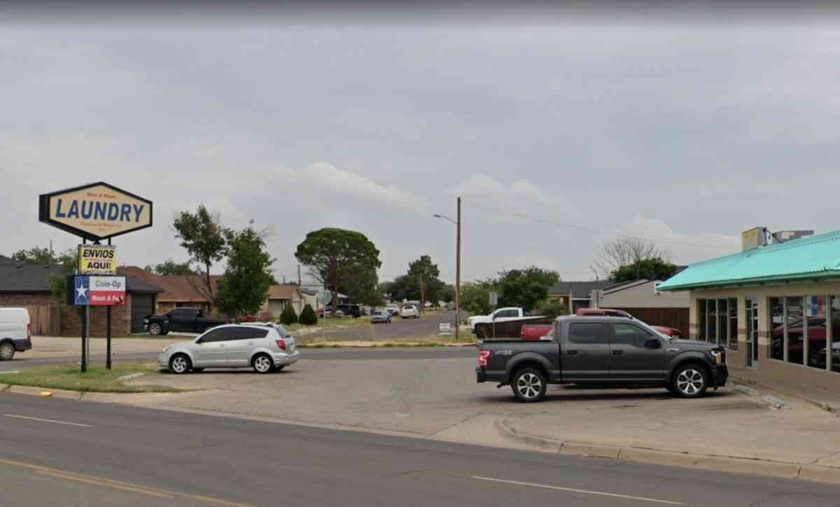 Tall City Car Wash: Midkiff Logo