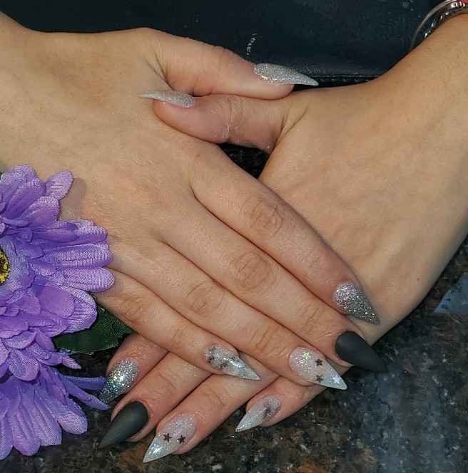Venus Nail Logo