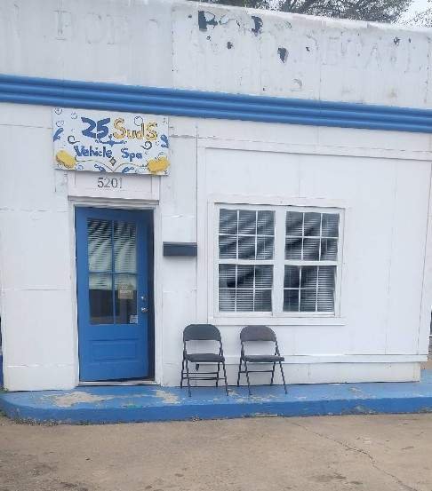 25 SudS Hand Car Wash Logo