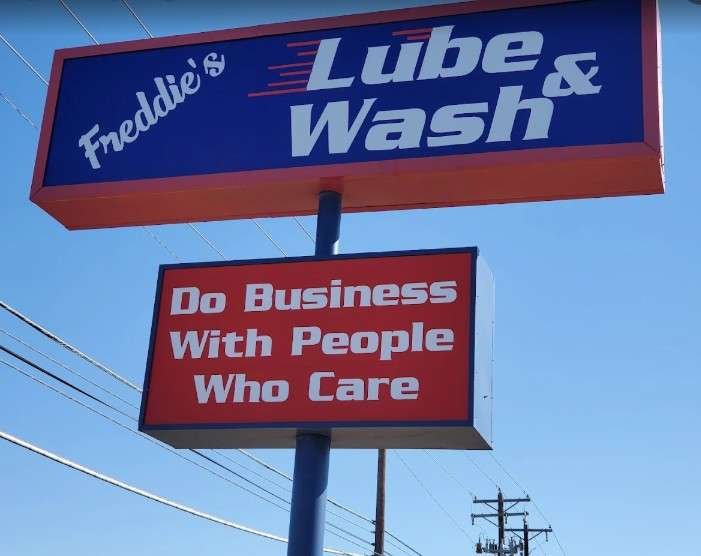 Freddie’s Lube & Wash Logo
