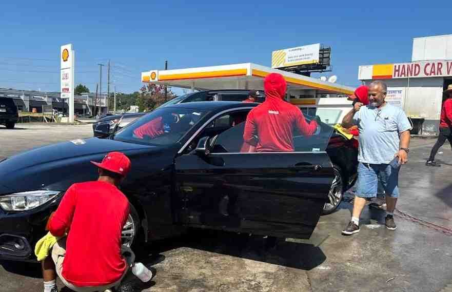 Luxury Hand Car Wash Service LLC Logo