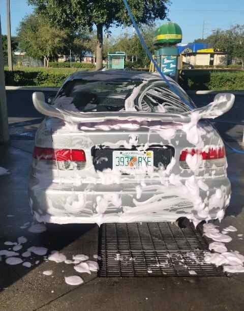 Urban Spot Free Car Wash Logo
