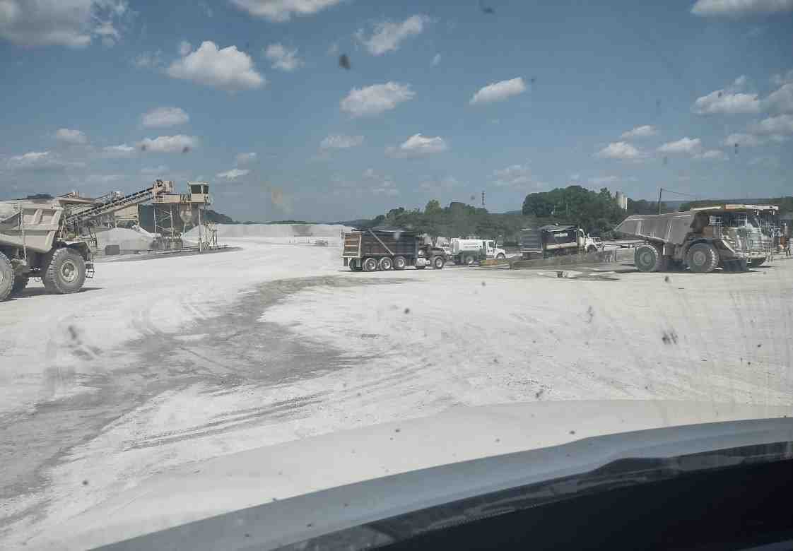 Vulcan Materials Company Logo