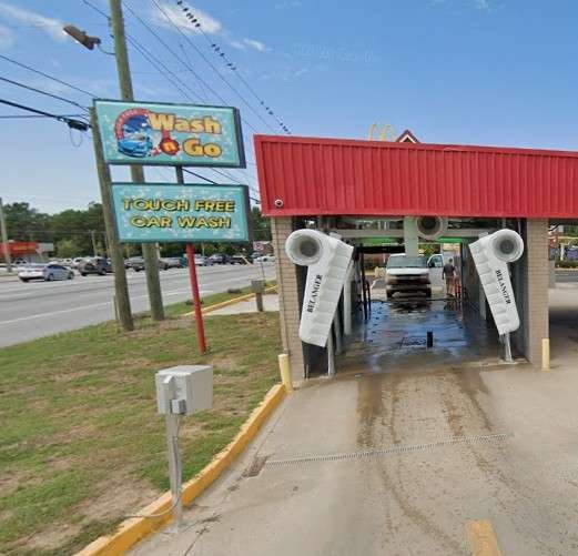 Wash-N-Go Car Wash Logo